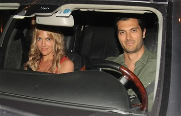 Meryem Uzerli büyük aşkını sildi!