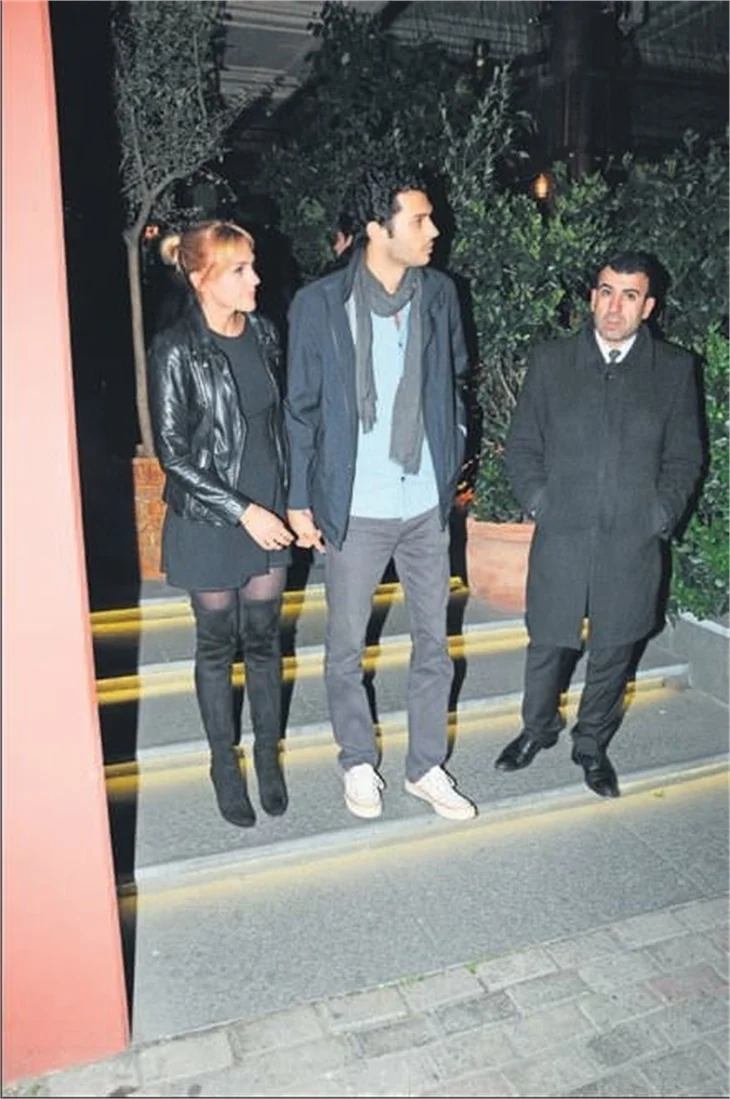 Meryem Uzerli büyük aşkını sildi!