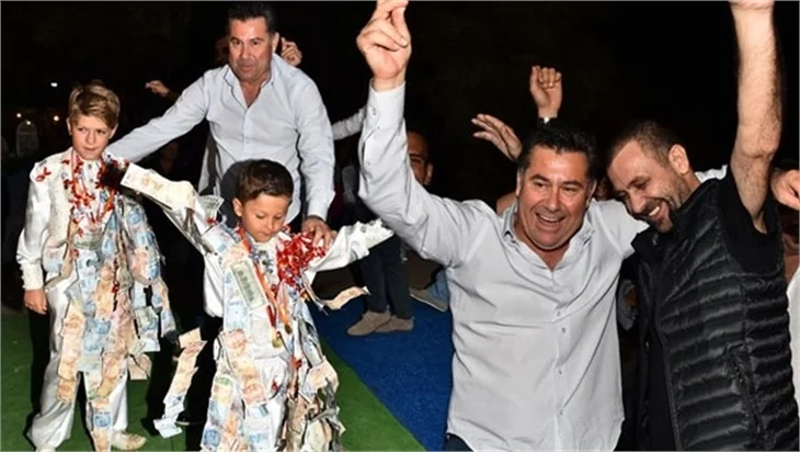 Nejat İşler kirve oldu