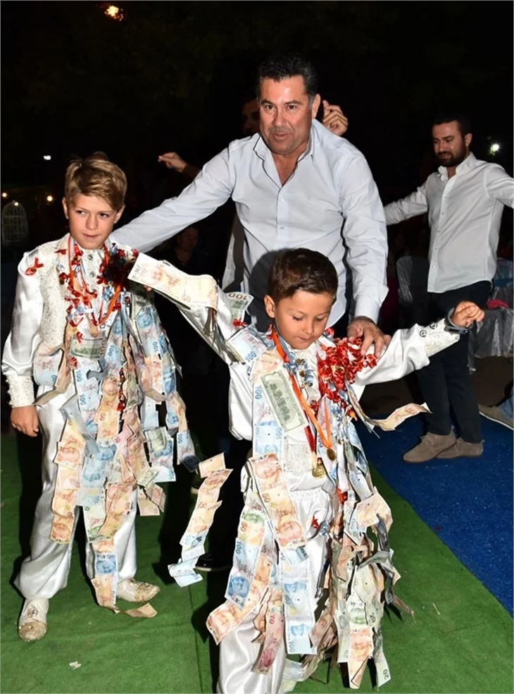 Nejat İşler kirve oldu