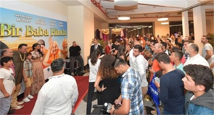 İzmir’e Hindu çıkarması