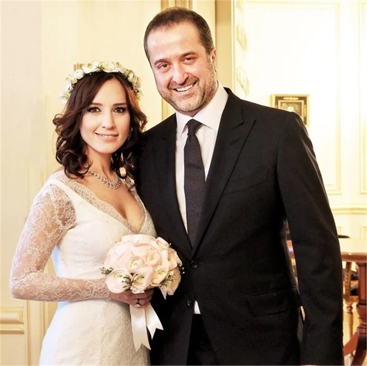 Nazlı Çelik ile Serdar Bilgili el ele