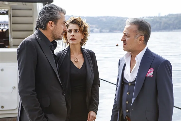 Paramparça 75. bölüm özeti ve fotoğrafları