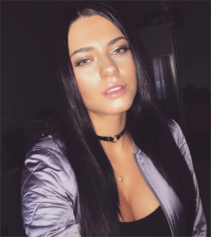 Adriana Lima'nın ikizi Türkiye'de ortaya çıktı!