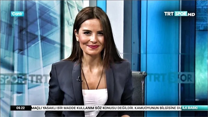 TRT spikeri Deniz Satar sosyal medyayı salladı