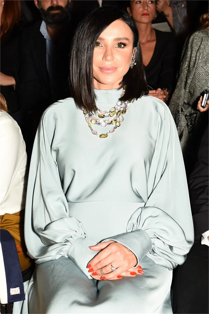 Fashion Week İstanbul Özgür Masur defilesinden kareler