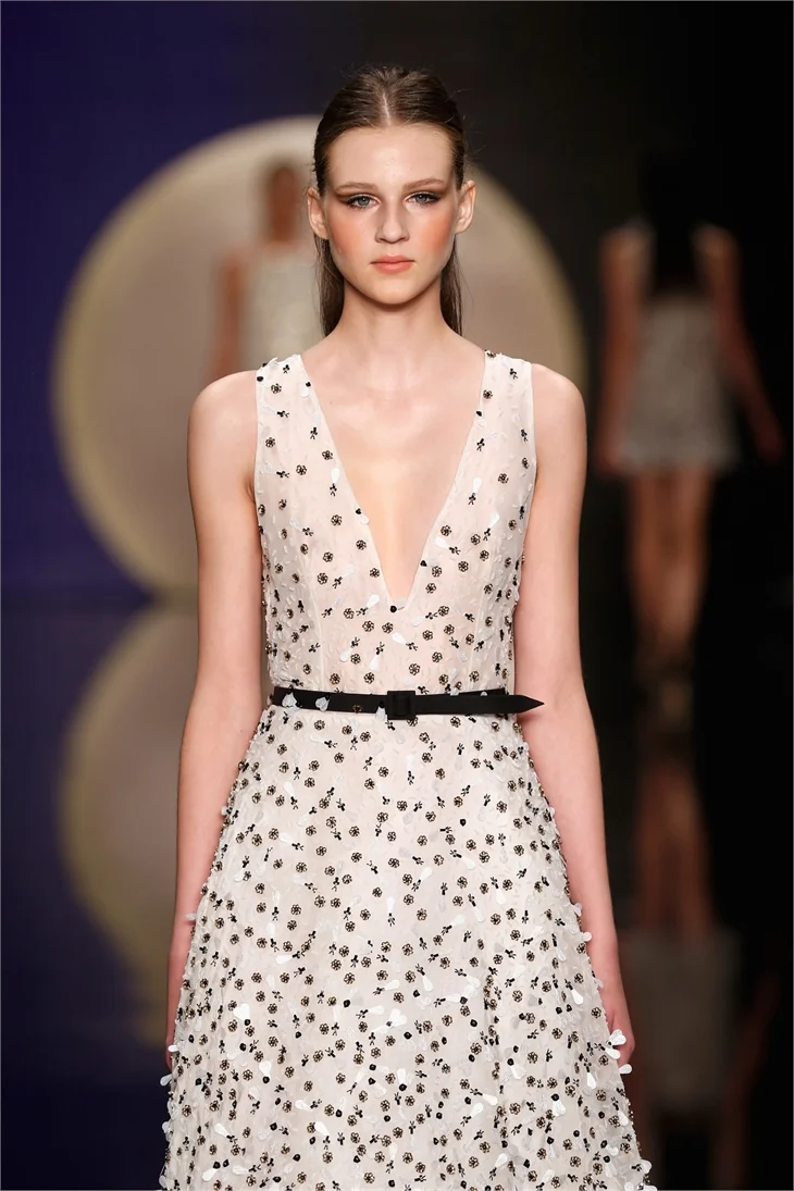 Fashion Week İstanbul Özgür Masur defilesinden kareler