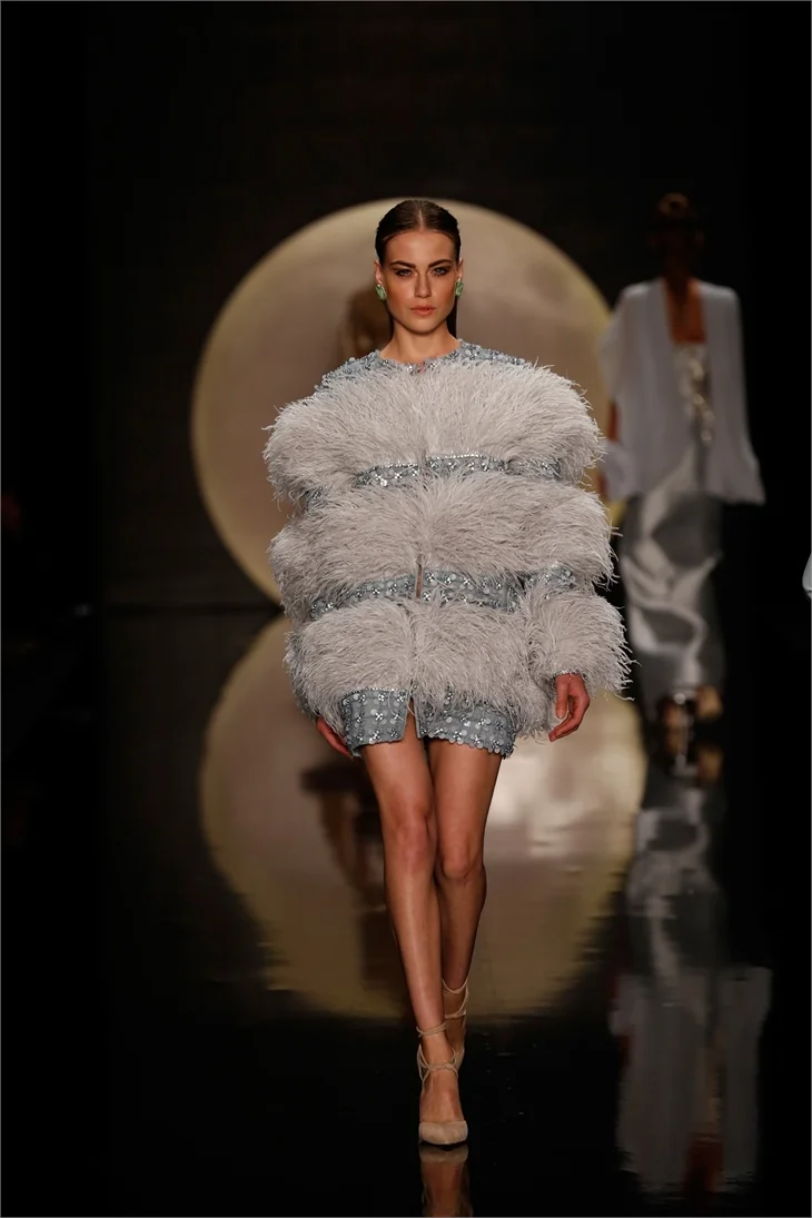 Fashion Week İstanbul Özgür Masur defilesinden kareler