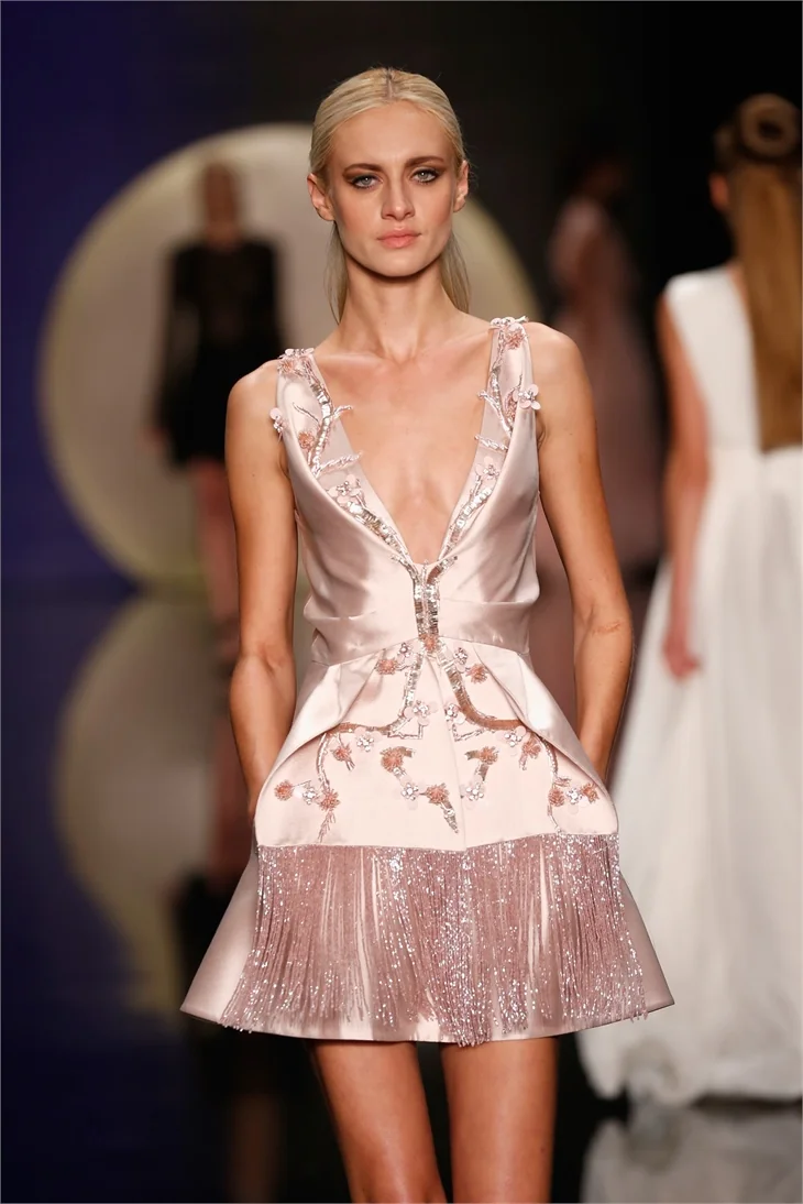 Fashion Week İstanbul Özgür Masur defilesinden kareler