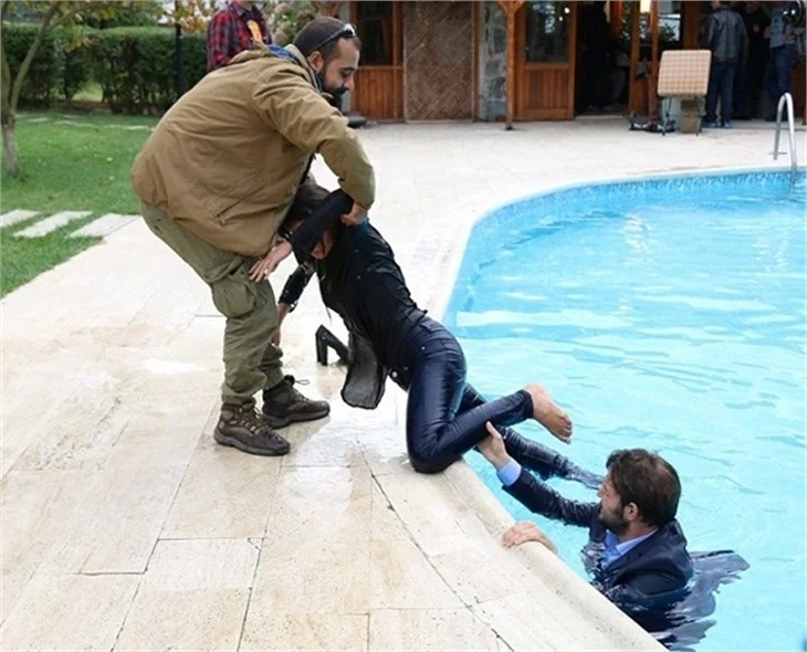 Kertenkele setinde büyük şok!
