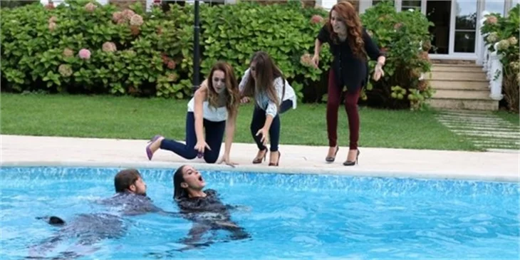 Kertenkele setinde büyük şok!