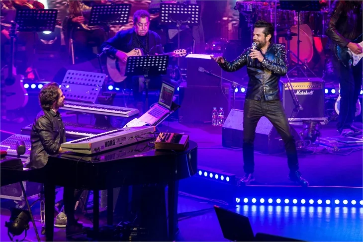 Kenan Doğulu konserine ünlü çıkarması!