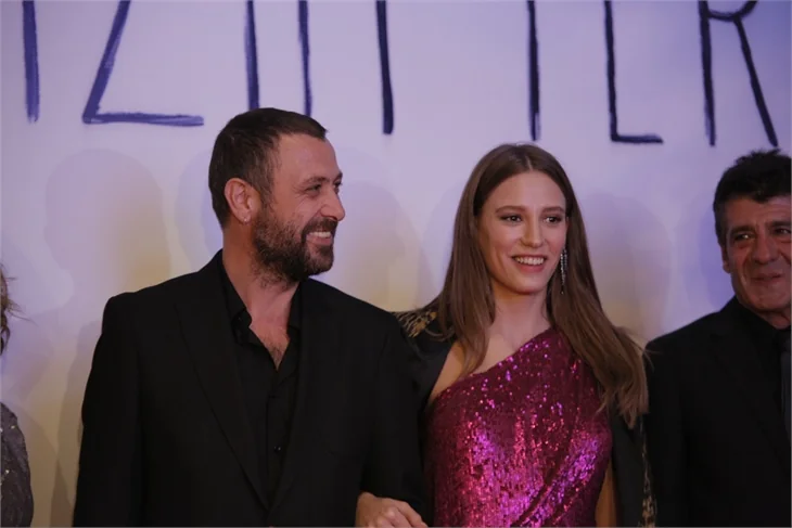 "İkimizin Yerine" filminin galasına ünlü akını
