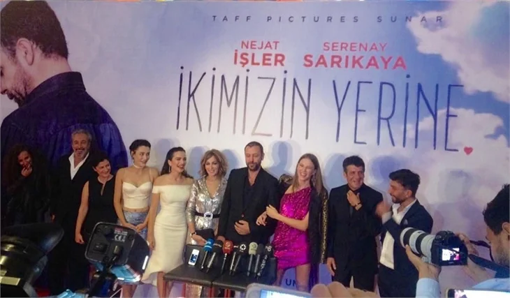 "İkimizin Yerine" filminin galasına ünlü akını