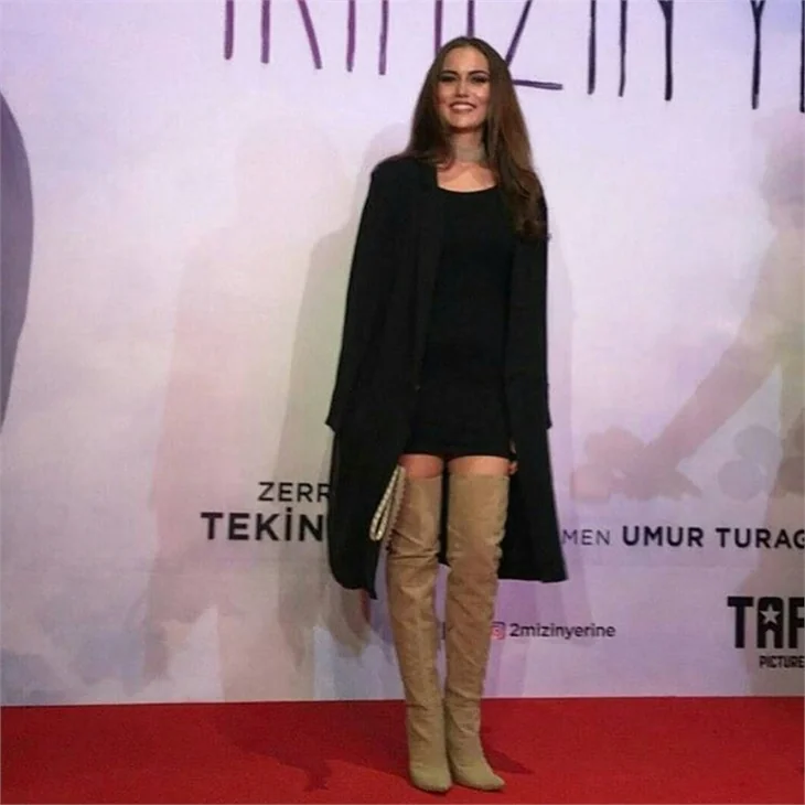 "İkimizin Yerine" filminin galasına ünlü akını