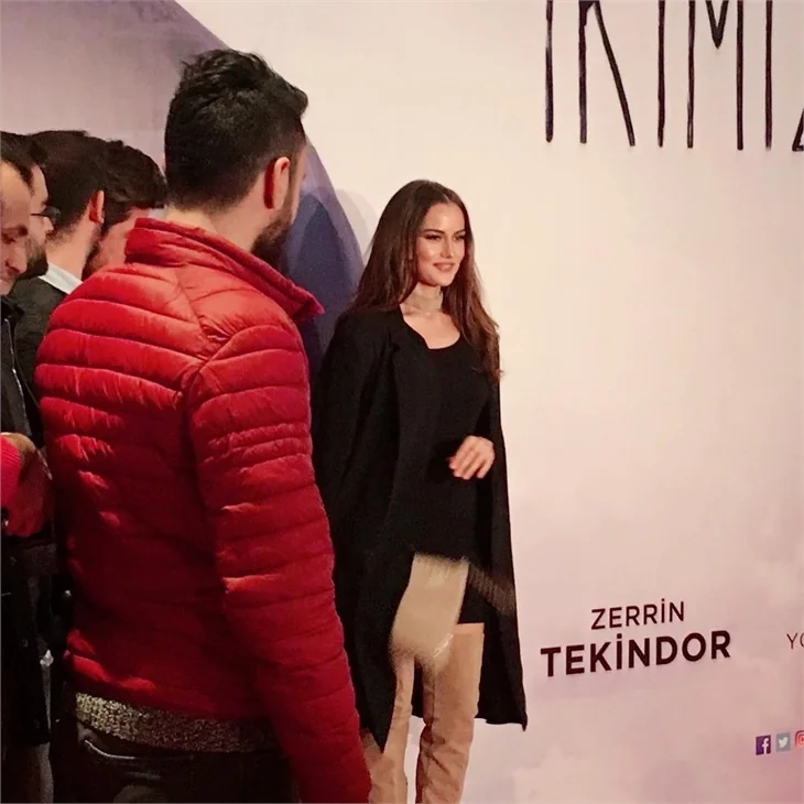 "İkimizin Yerine" filminin galasına ünlü akını