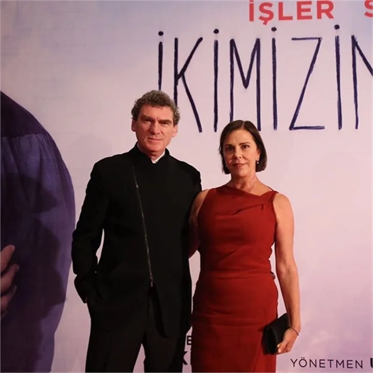 "İkimizin Yerine" filminin galasına ünlü akını