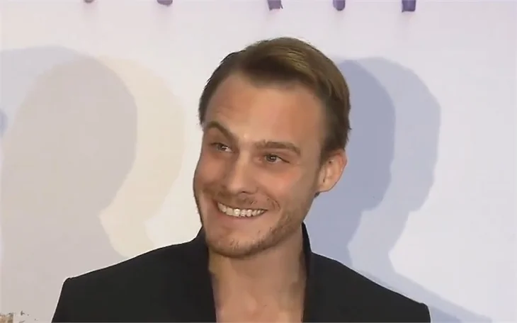 Kerem Bürsin'den partner açıklaması!