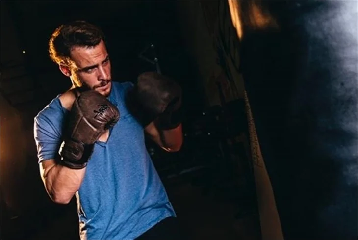 Kerem Bürsin'den partner açıklaması!