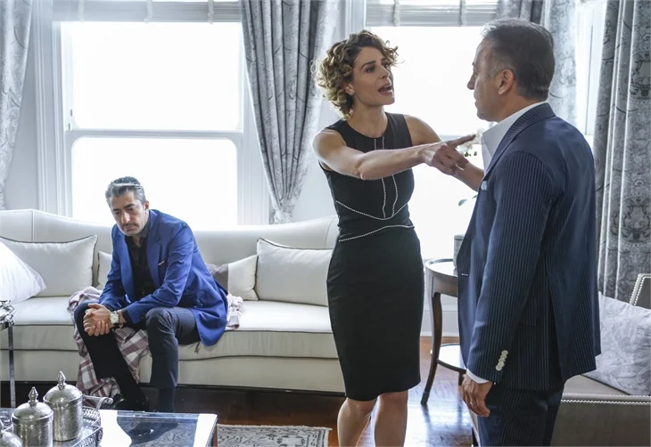 Paramparça 77. bölüm özeti, fotoğrafları ve fragmanı