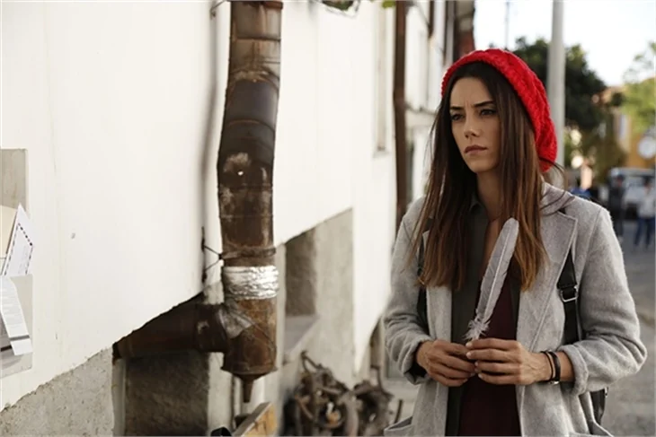 "Anne" dizisinin ilk bölüm özeti ve fotoğrafları