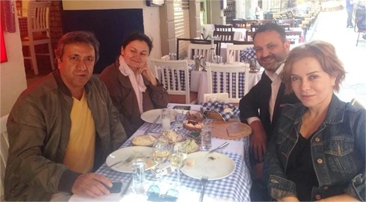 Zuhal Olcay ve Mazlum Çimen, Antalya'da fena yakalandı!