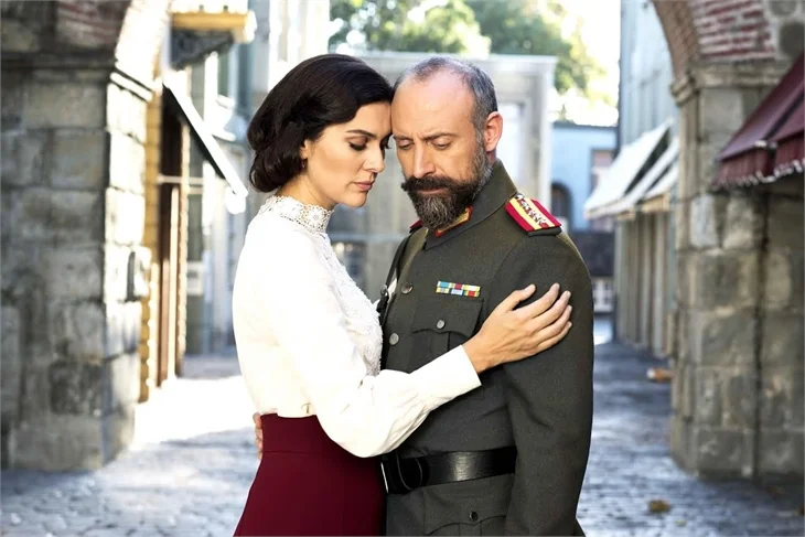 Bergüzar Korel: Eve iş götürmüyoruz!
