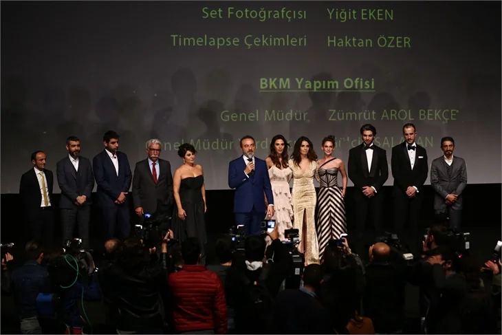 'Ekşi Elmalar' galasında duygu seli!