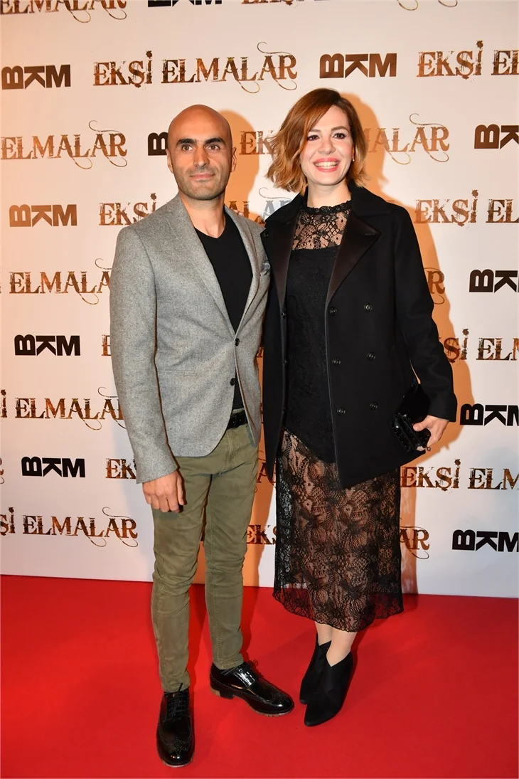'Ekşi Elmalar' galasında duygu seli!