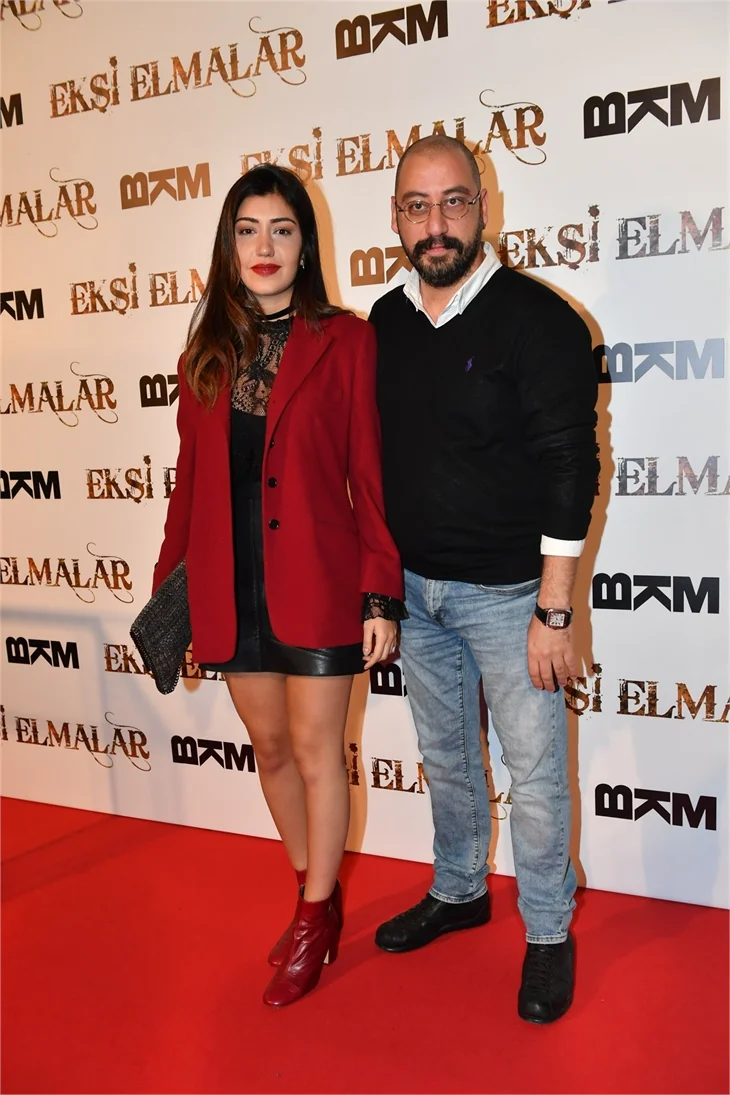 'Ekşi Elmalar' galasında duygu seli!