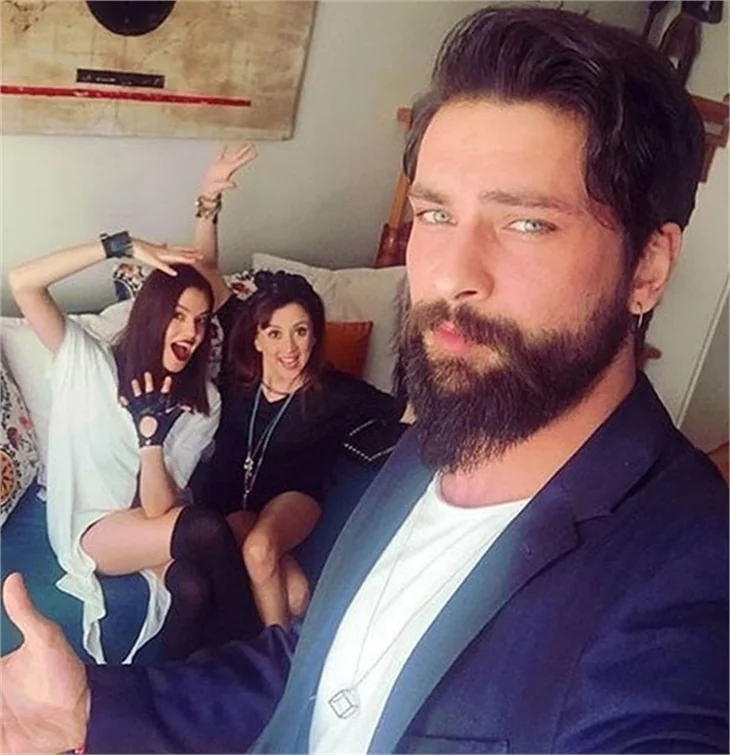 Seda Güven ve Onur Tuna aşkı bitti mi? İşte açıklama;