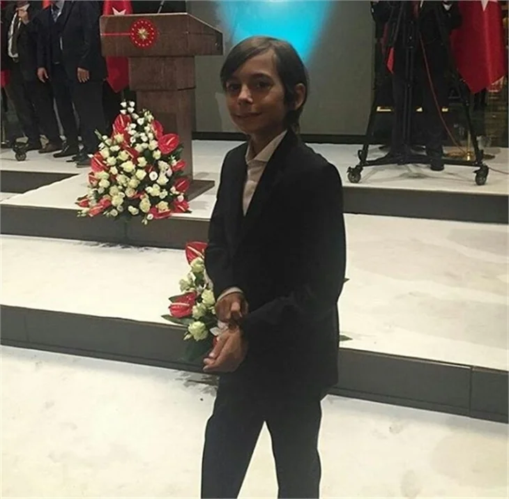 Ünlüler 29 Ekim Resepsiyonu'na akın etti