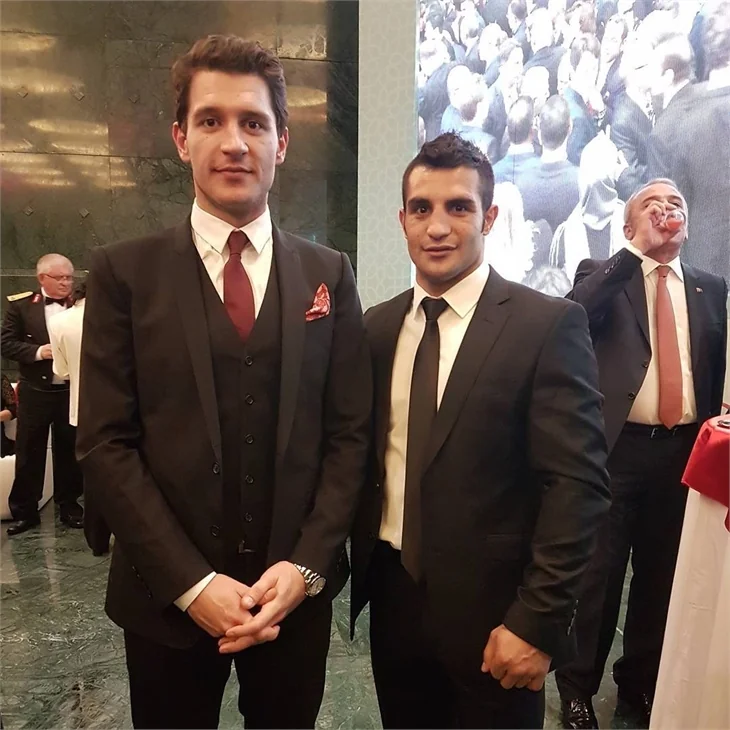 Ünlüler 29 Ekim Resepsiyonu'na akın etti