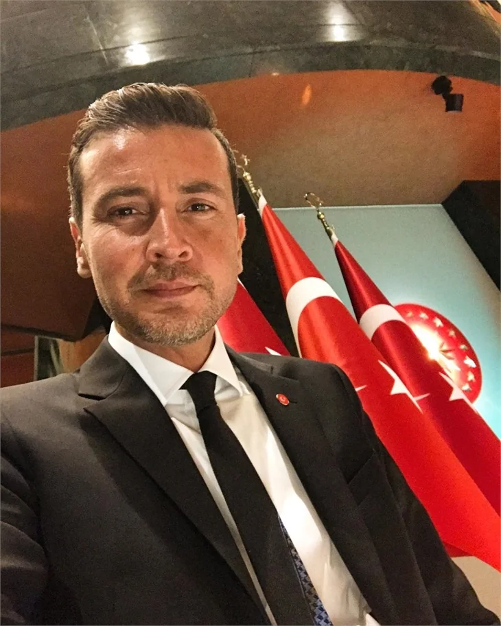 Ünlüler 29 Ekim Resepsiyonu'na akın etti