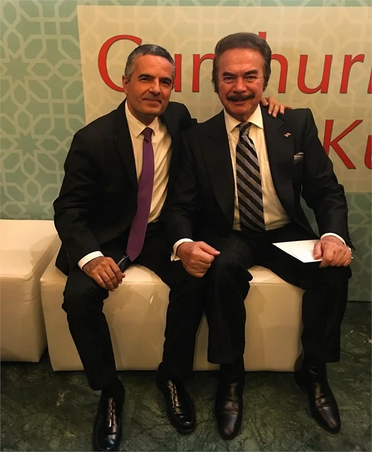 Ünlüler 29 Ekim Resepsiyonu'na akın etti