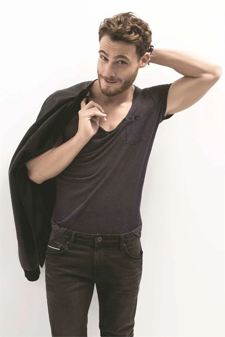 Kerem Bürsin'in yeni aşkı belli oldu!