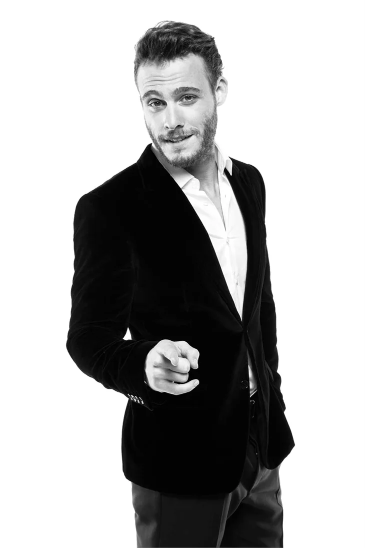 Kerem Bürsin'in yeni aşkı belli oldu!