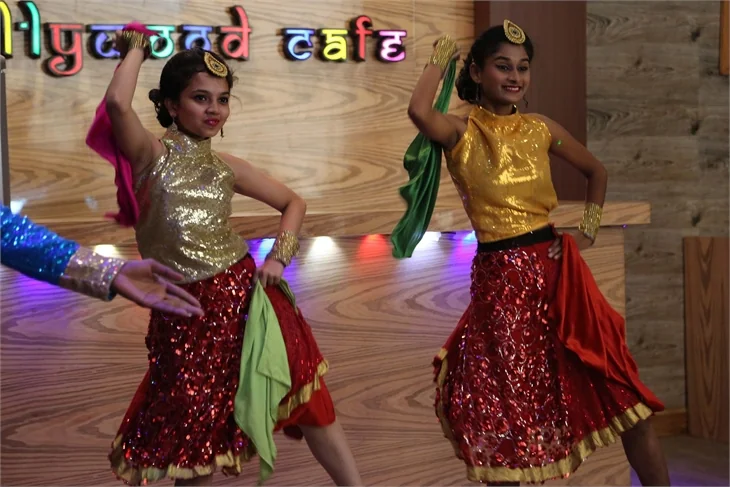 Türk sinemasının Bollywood çıkarması!