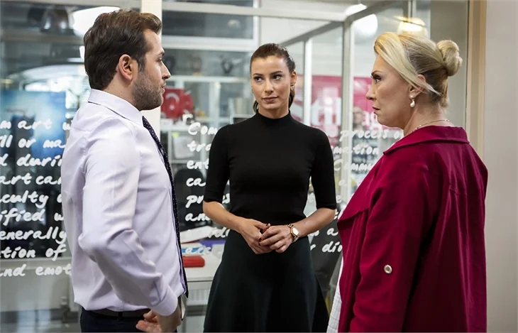 Kiralık Aşk'ta Defne ve Ömer bulutların üzerinde...