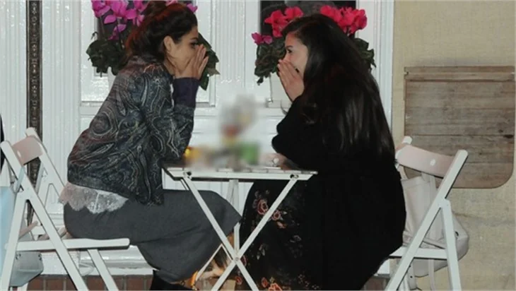 Hande Erçel ve Burcu Özberk buluşması
