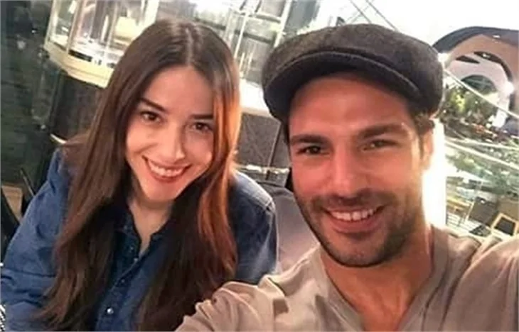 Serkan Çayoğlu ile Özge Gürel'den evlilik sürprizi