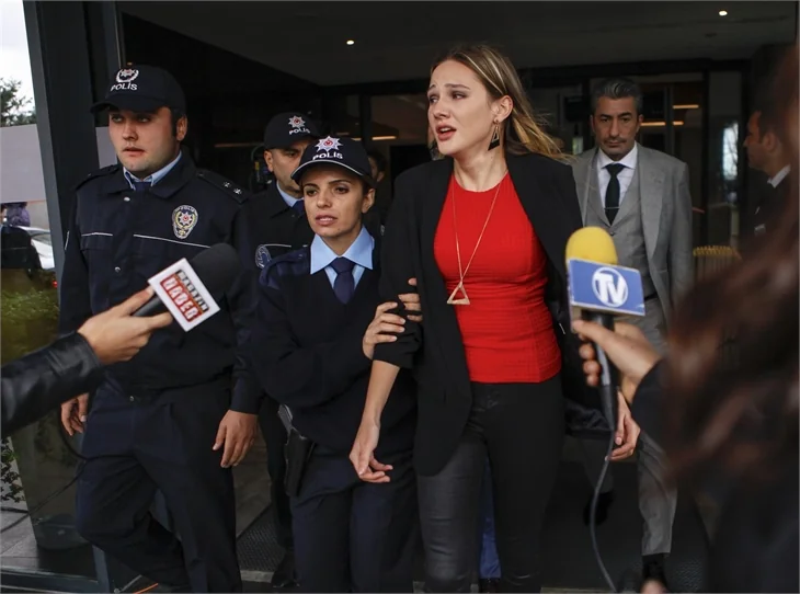 Paramparça 79. bölüm özeti ve fotoğrafları