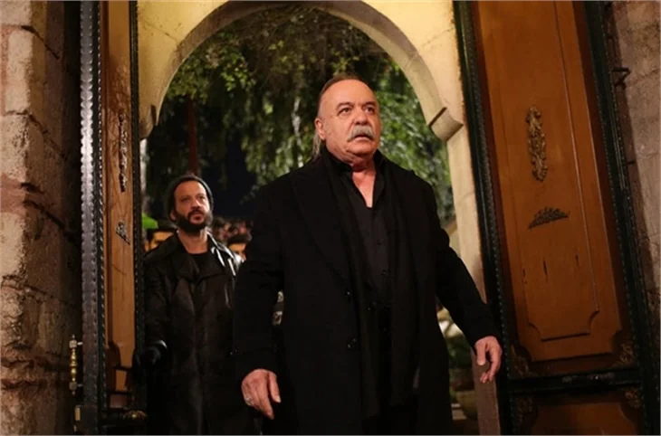 İçerde dizisi 8. bölüm özeti ve fotoğrafları