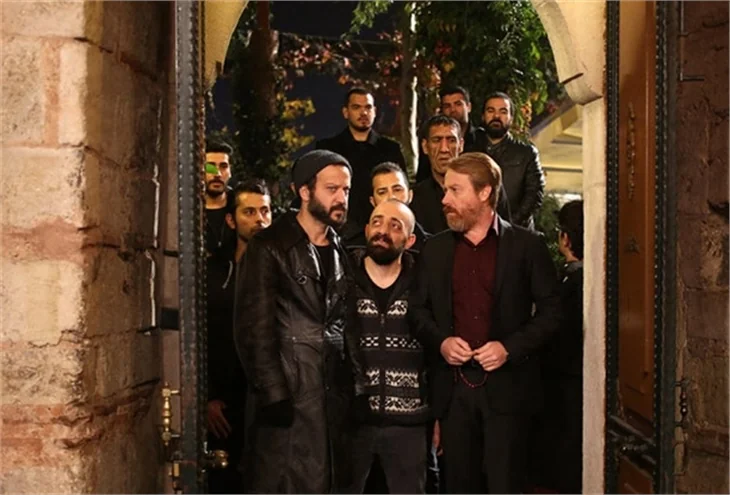 İçerde dizisi 8. bölüm özeti ve fotoğrafları
