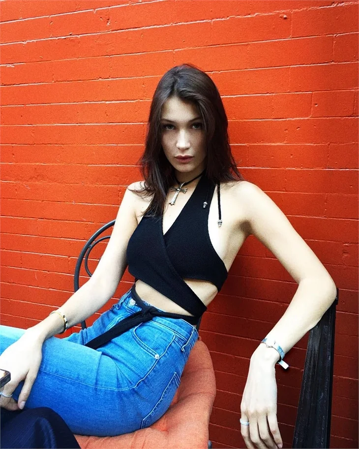 Bella Hadid: Kalçalarımı geri istiyorum