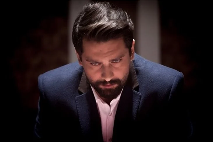 Cesur Yürek 5. yeni bölümde Ömer bir darbe de Berrin'den yer!