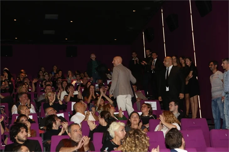 'Benim Adım Feridun'a düğün gibi gala!