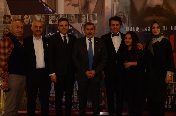 'Rus'un Oyunu' gala yaptı!