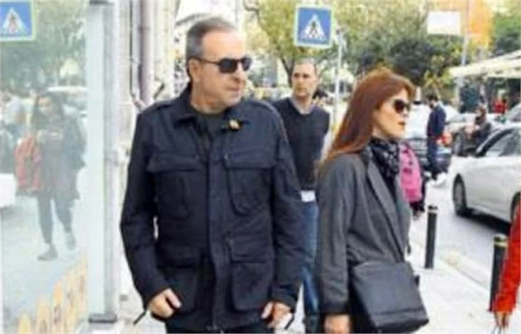 Arka Sokaklar'ın Rıza Baba'sı fena yakalandı