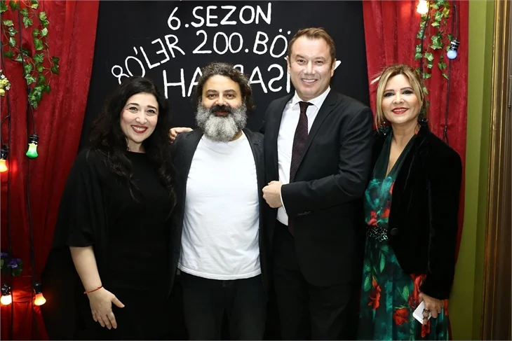 Seksenler ekibi 200. bölümü kutladı